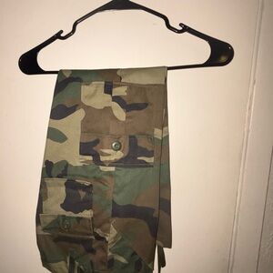 Kids Green Camo Cargo Pants | Size 10 | Adjustable Waist | Like New
